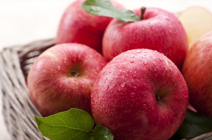 apples None