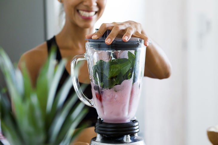 workout-meal-erin-stern Berry green smoothie