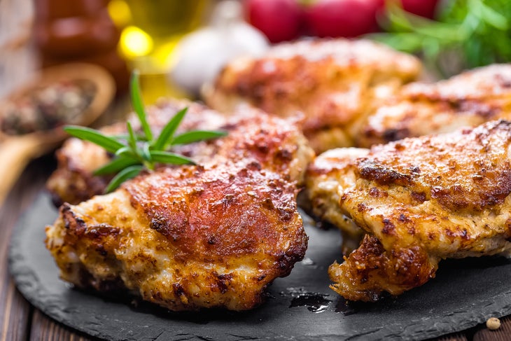 shutterstock_400270393 Baked chicken on a stone platter