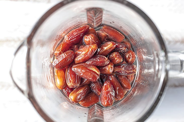 Dates Dates in a blender