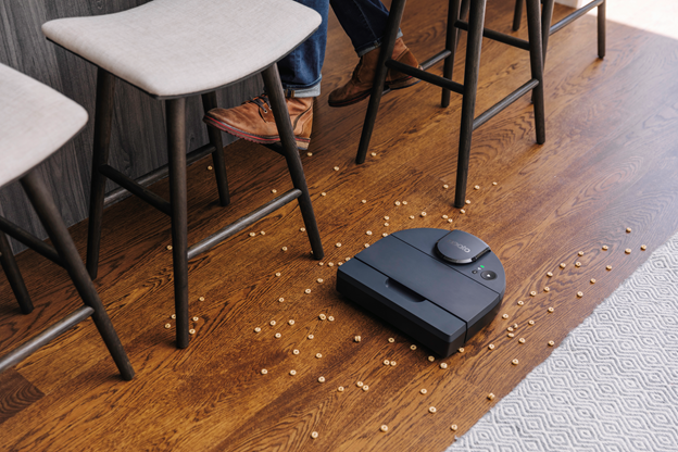 Neato D8 Intelligent Robot Vacuum