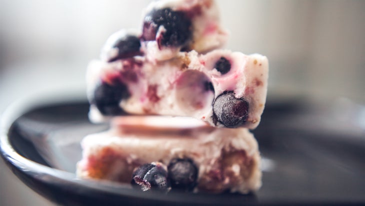 Healthy lemony blueberry smoothie bark