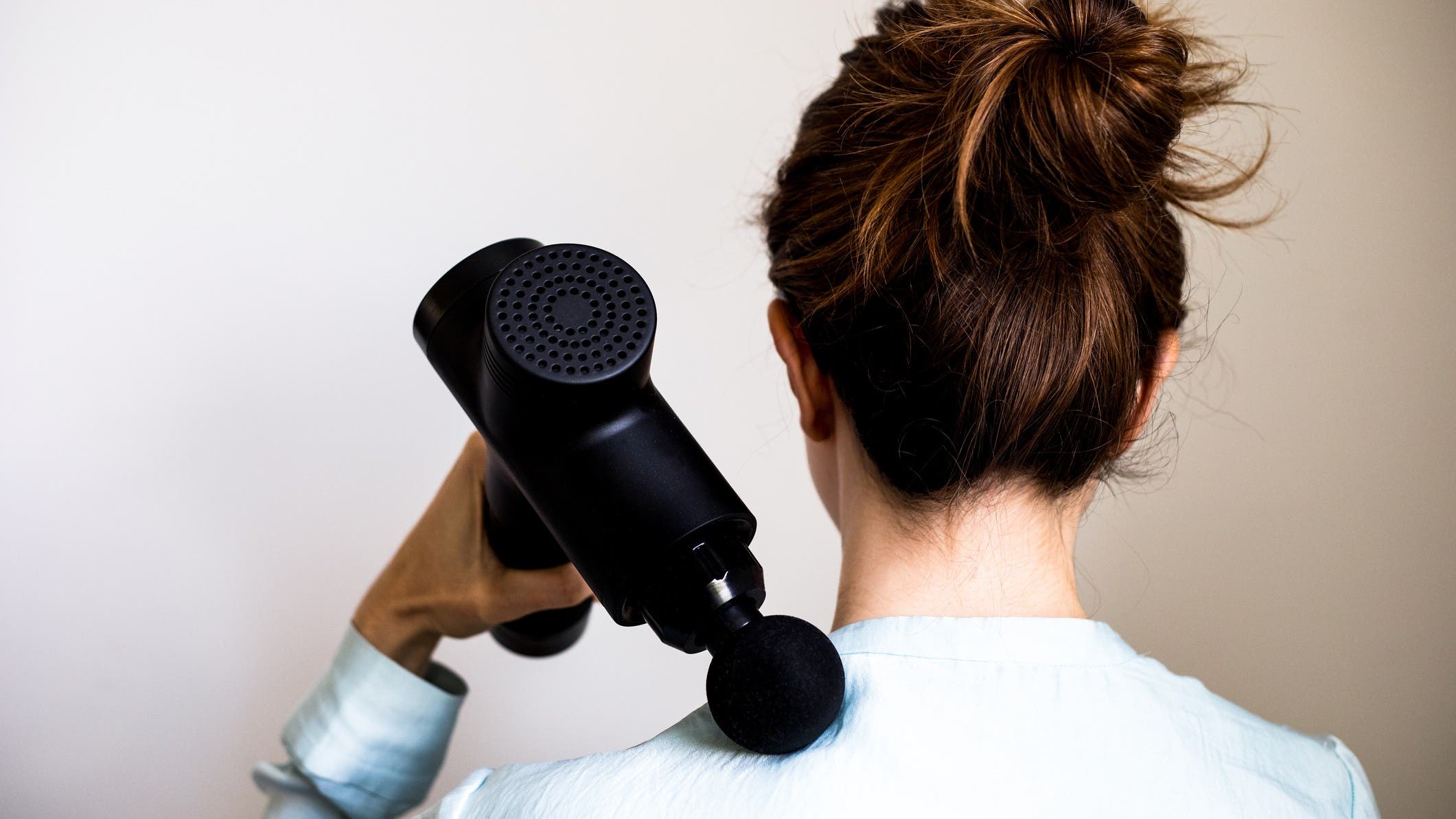 massage gun vibrates too much Do Massage Guns Actually Work?