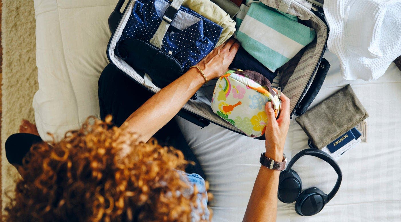 9 Wellness Essentials to Travel With This Holiday Season - Oxygen Mag