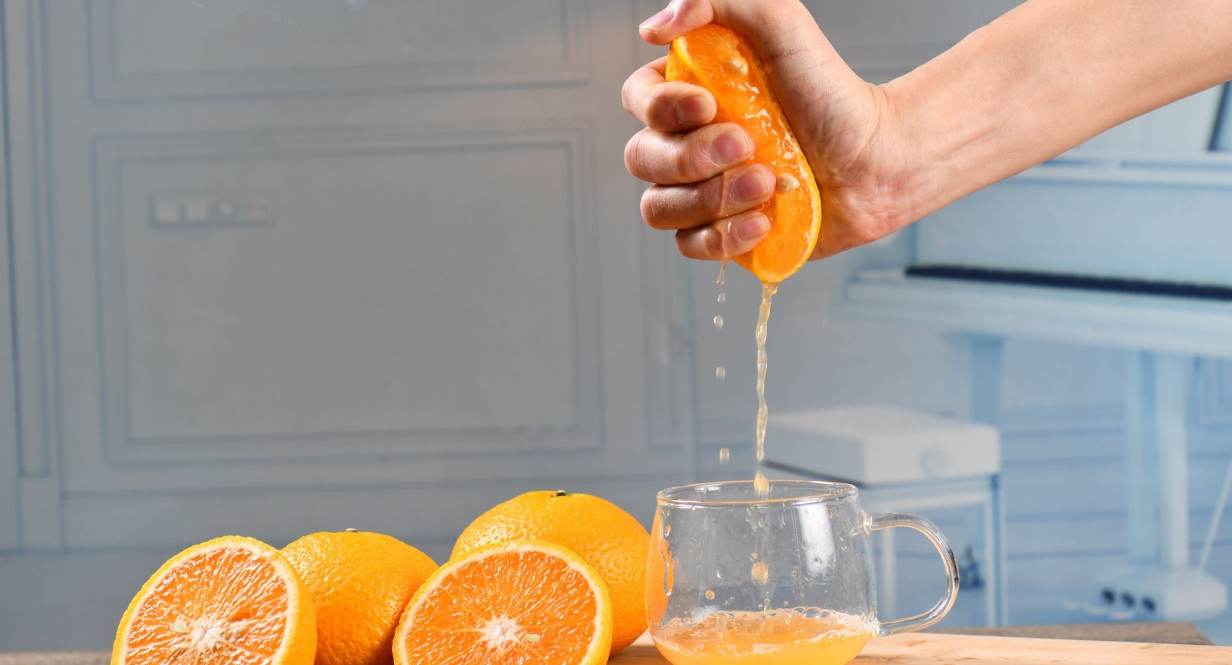 Premium Photo  Orange juice in pitcher and oranges.